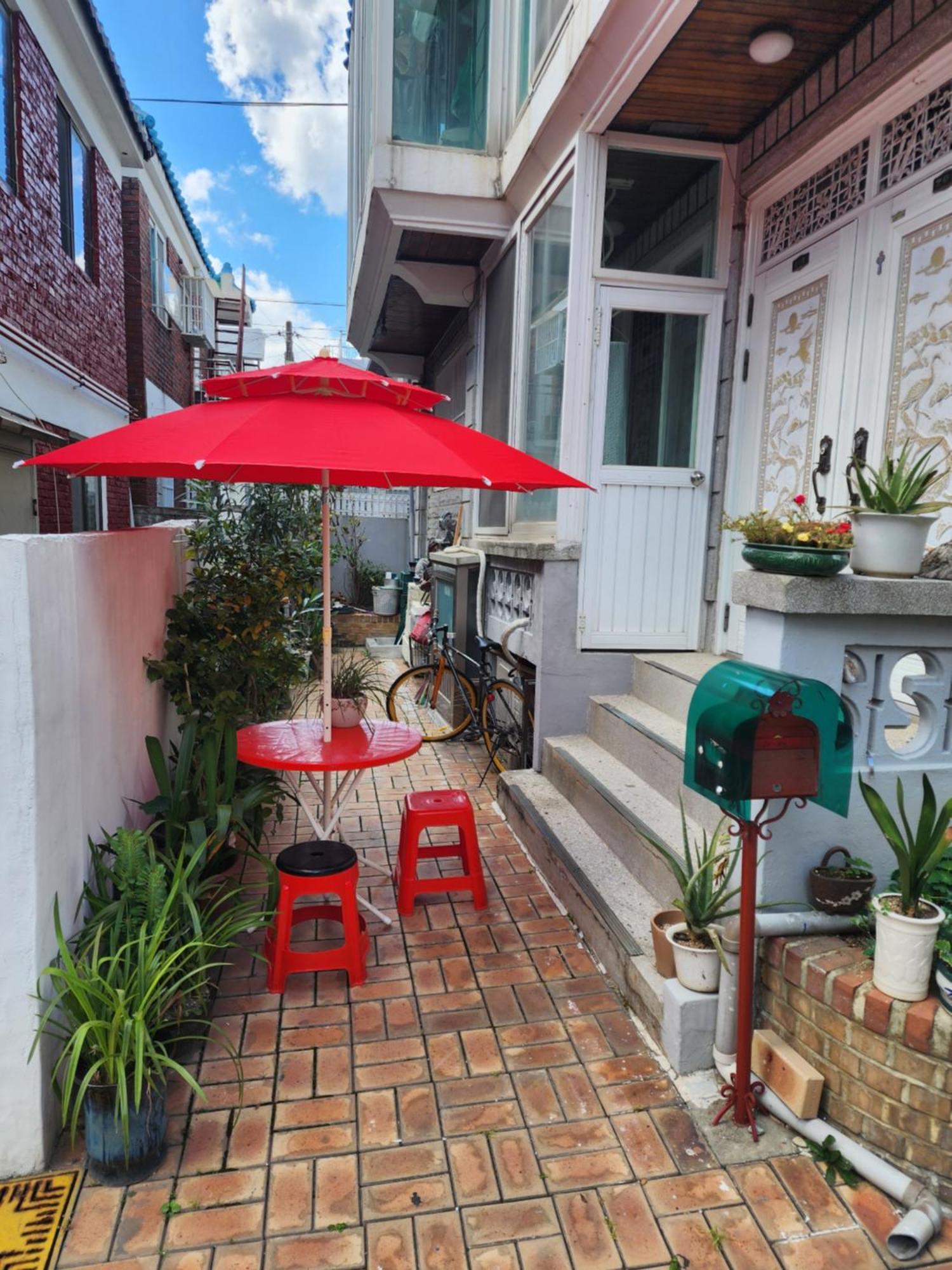 Disco Pangpang Guesthouse Ίντσεον Εξωτερικό φωτογραφία
